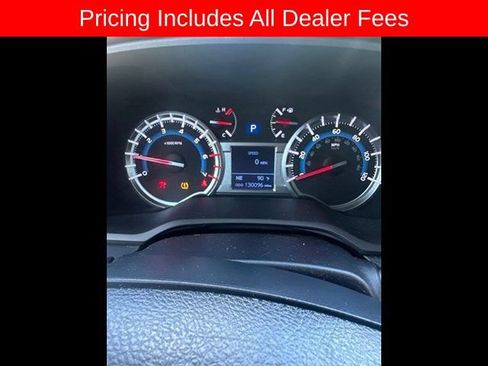 Used 2016 Toyota 4Runner SR5 AWD/4WD image 9