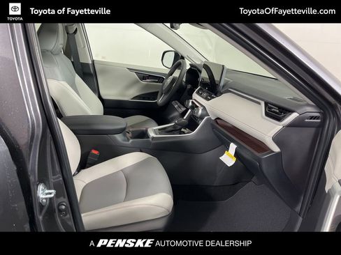 New 2025 Toyota RAV4 Limited image 8