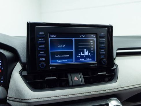 Used 2022 Toyota RAV4 XLE image 16