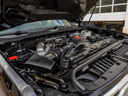 Used 2026 Chevrolet Silverado 2500 LTZ w/ LTZ Plus Package image 40