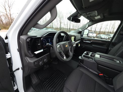 New 2026 Chevrolet Silverado 3500 LT w/ Safety Package image 15