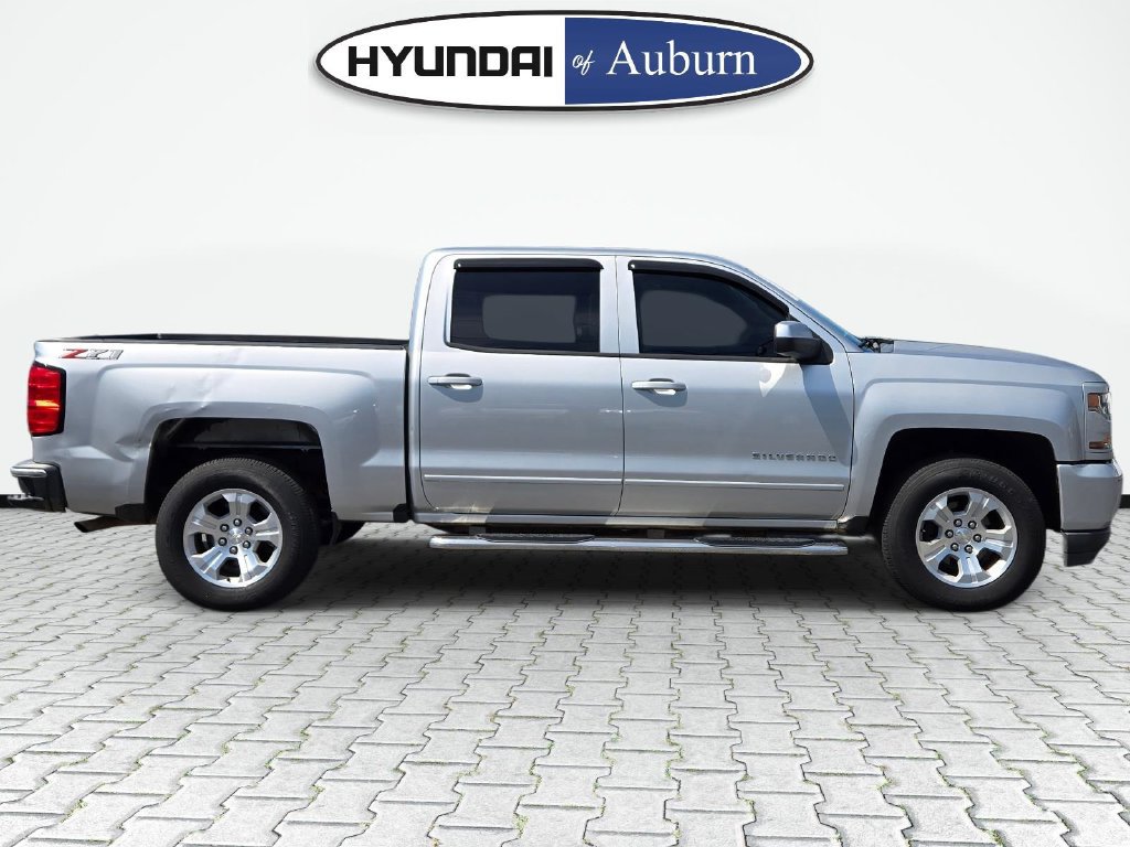 Used 2018 Chevrolet Silverado 1500 LT w/ All Star Edition AWD/4WD image 2