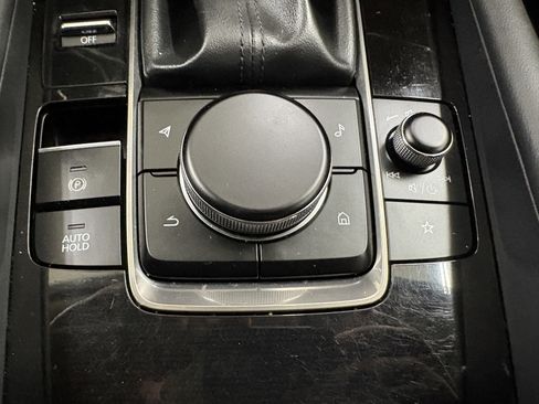 Used 2019 MAZDA MAZDA3 Sedan w/ Premium Package image 20