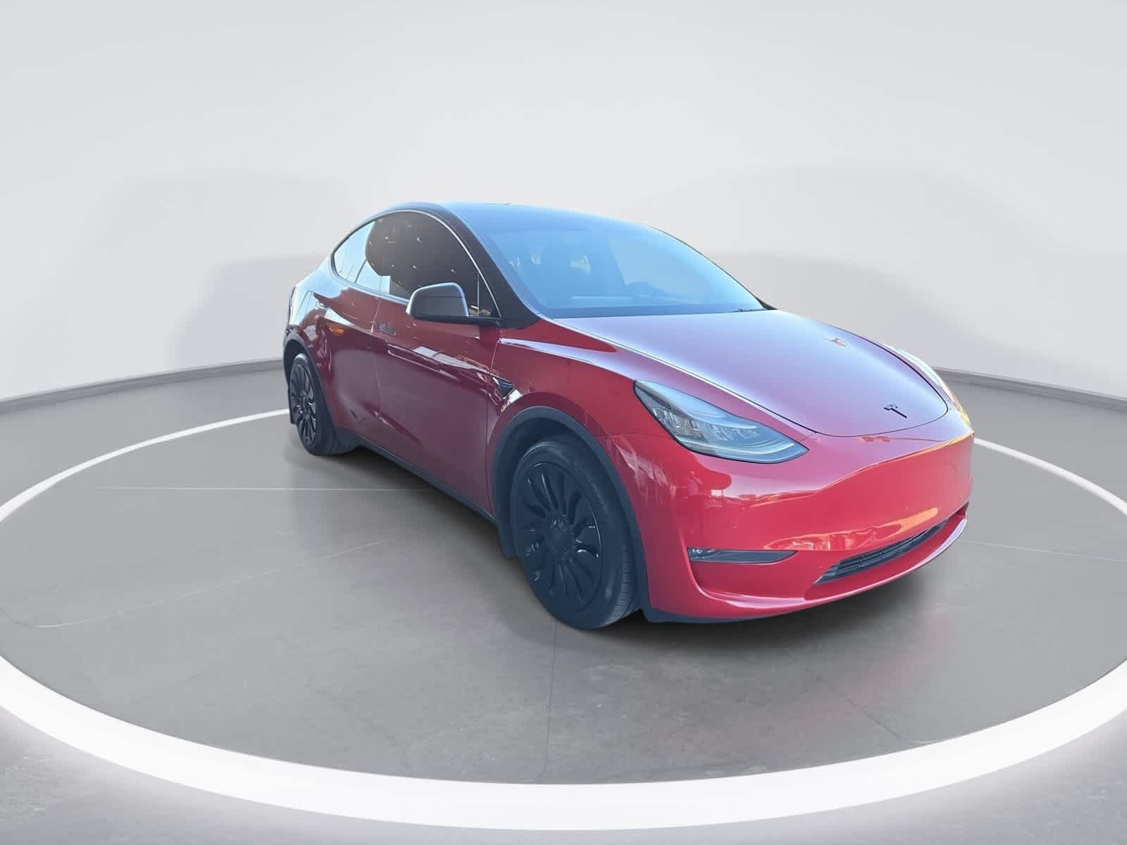 Used 2021 Tesla Model Y Long Range AWD/4WD image 2