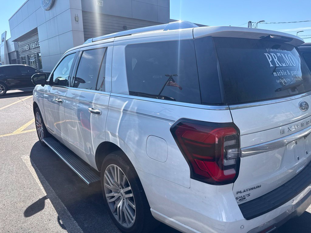 Used 2023 Ford Expedition Platinum AWD/4WD image 6