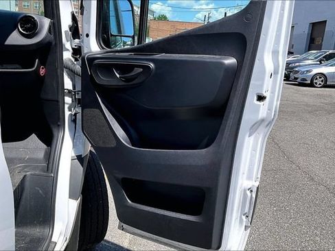 Used 2025 Mercedes-Benz Sprinter 2500 image 13