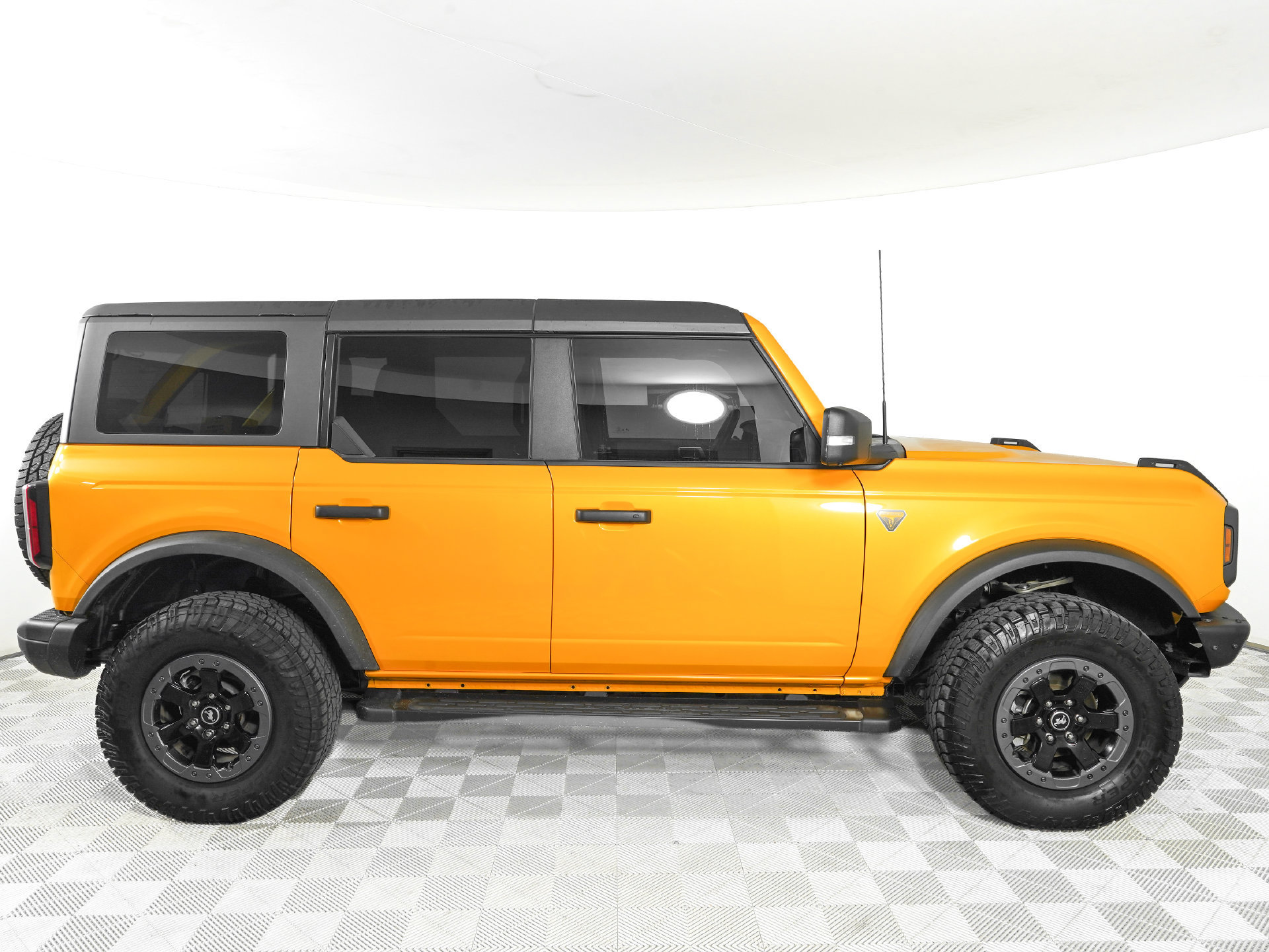Used 2022 Ford Bronco Badlands AWD/4WD image 4