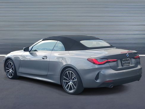 Used 2023 BMW 430i Convertible w/ Convenience Package image 4