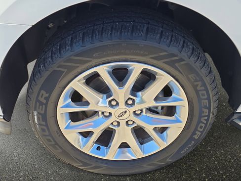 Used 2021 Ford Expedition XLT RWD image 35