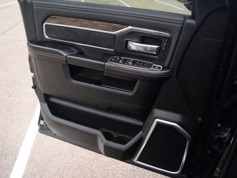 Used 2021 RAM 3500 Laramie w/ Safety Group B AWD/4WD image 18