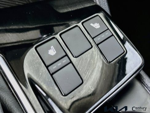 Certified 2025 Kia Sportage EX FWD image 20