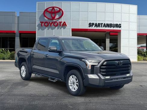 Used 2026 Toyota Tundra SR5 w/ SR5 Premium Package AWD/4WD image 1