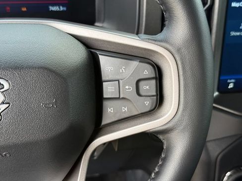 Used 2024 Ford Bronco Badlands AWD/4WD image 13