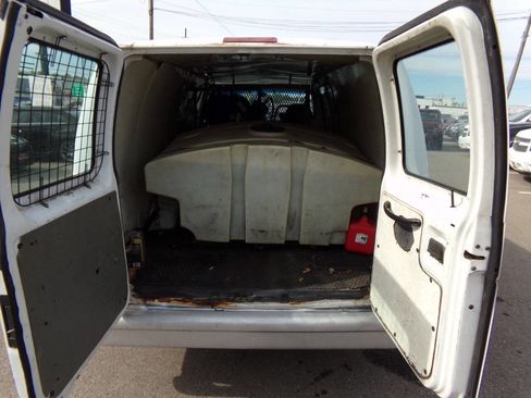 Used 1995 Ford E-250 and Econoline 250 Super image 26