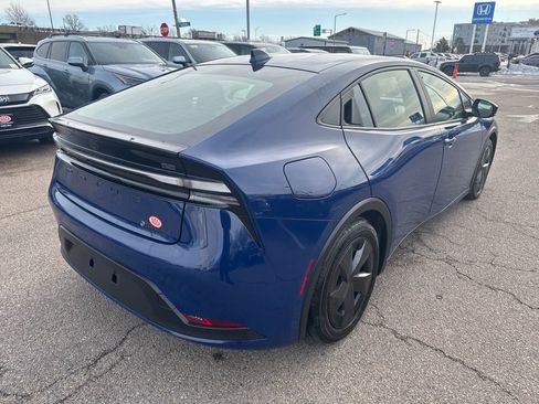 Used 2024 Toyota Prius Prime SE image 8