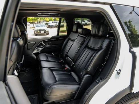 New 2026 Land Rover Range Rover Long Wheelbase SE AWD/4WD image 48