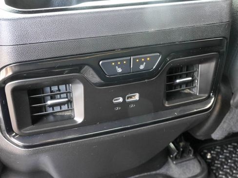 Used 2025 GMC Sierra 2500 AT4 AWD/4WD image 23