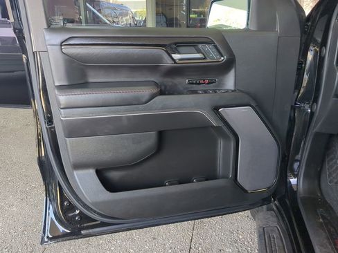 Used 2022 GMC Sierra 1500 AT4X image 24