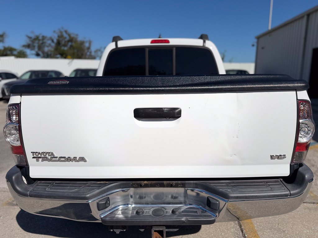 Used 2015 Toyota Tacoma 4x4 Double Cab w/ TRD Off-Road Package image 4