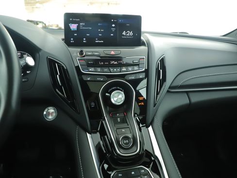 Used 2025 Acura RDX SH-AWD image 16