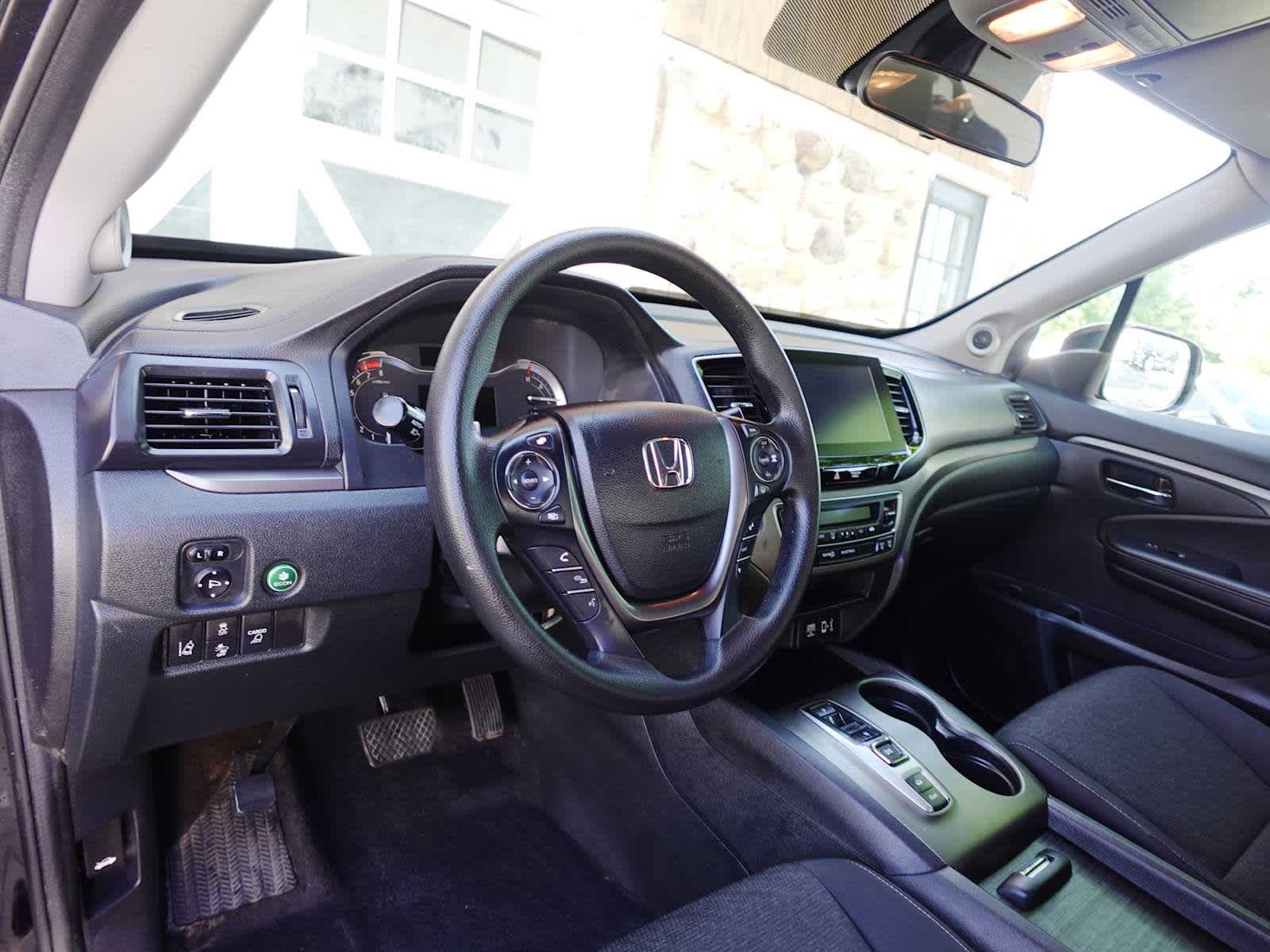 Used 2023 Honda Ridgeline Sport image 15