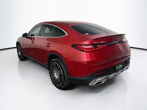 Used 2026 Mercedes-Benz GLC 300 4MATIC image 5