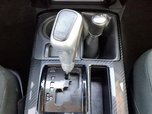 Used 2021 Toyota 4Runner TRD Off-Road AWD/4WD image 23