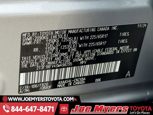 Used 2025 Toyota RAV4 LE image 30