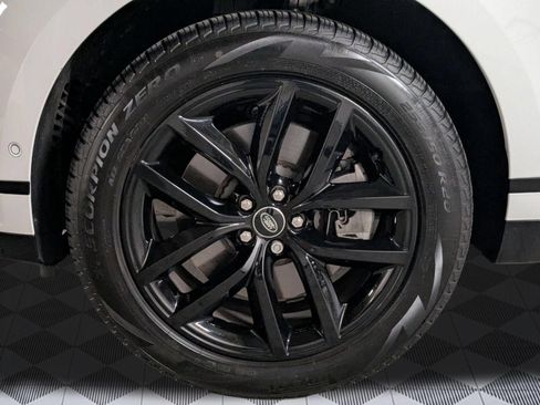 Used 2026 Land Rover Range Rover Velar Dynamic SE AWD/4WD image 9