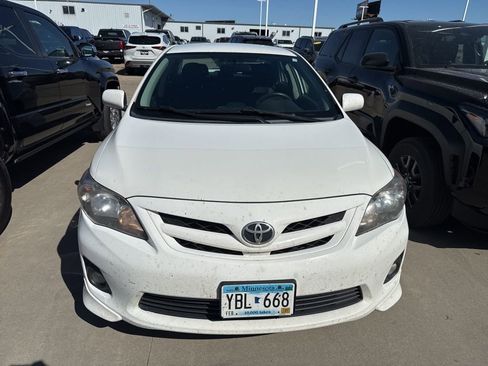 Used 2012 Toyota Corolla S FWD image 10