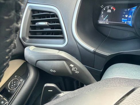 Used 2015 Ford Edge SEL w/ Equipment Group 201A AWD/4WD image 30