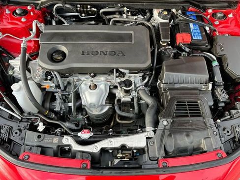 Used 2025 Honda Civic Sport image 19