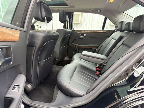 Used 2011 Mercedes-Benz E 350 4MATIC Sedan image 14