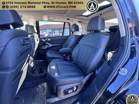 Used 2019 BMW X7 xDrive50i w/ Premium Package image 11