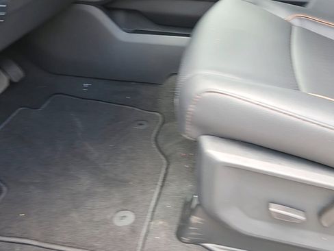 New 2025 Ford F350 Lariat w/ Lariat Ultimate Package image 17