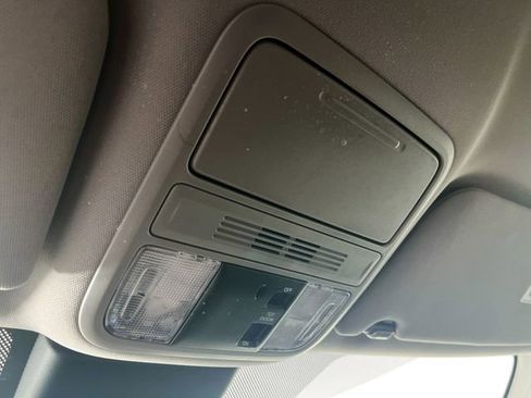 Certified 2023 Honda Odyssey EX image 12