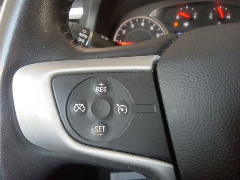 Used 2020 GMC Acadia SLE FWD image 23