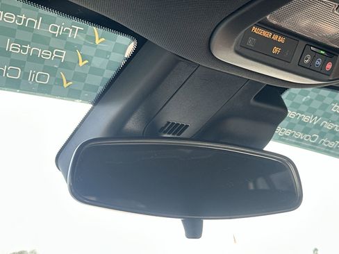 Used 2024 Chevrolet Trax RS w/ Driver Confidence Package image 29