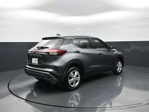 Used 2025 Nissan Kicks Play S FWD image 8
