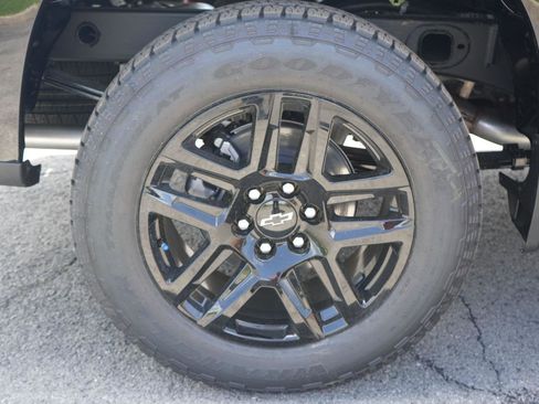New 2026 Chevrolet Silverado 1500 RST w/ Z71 Off-Road Package AWD/4WD image 12