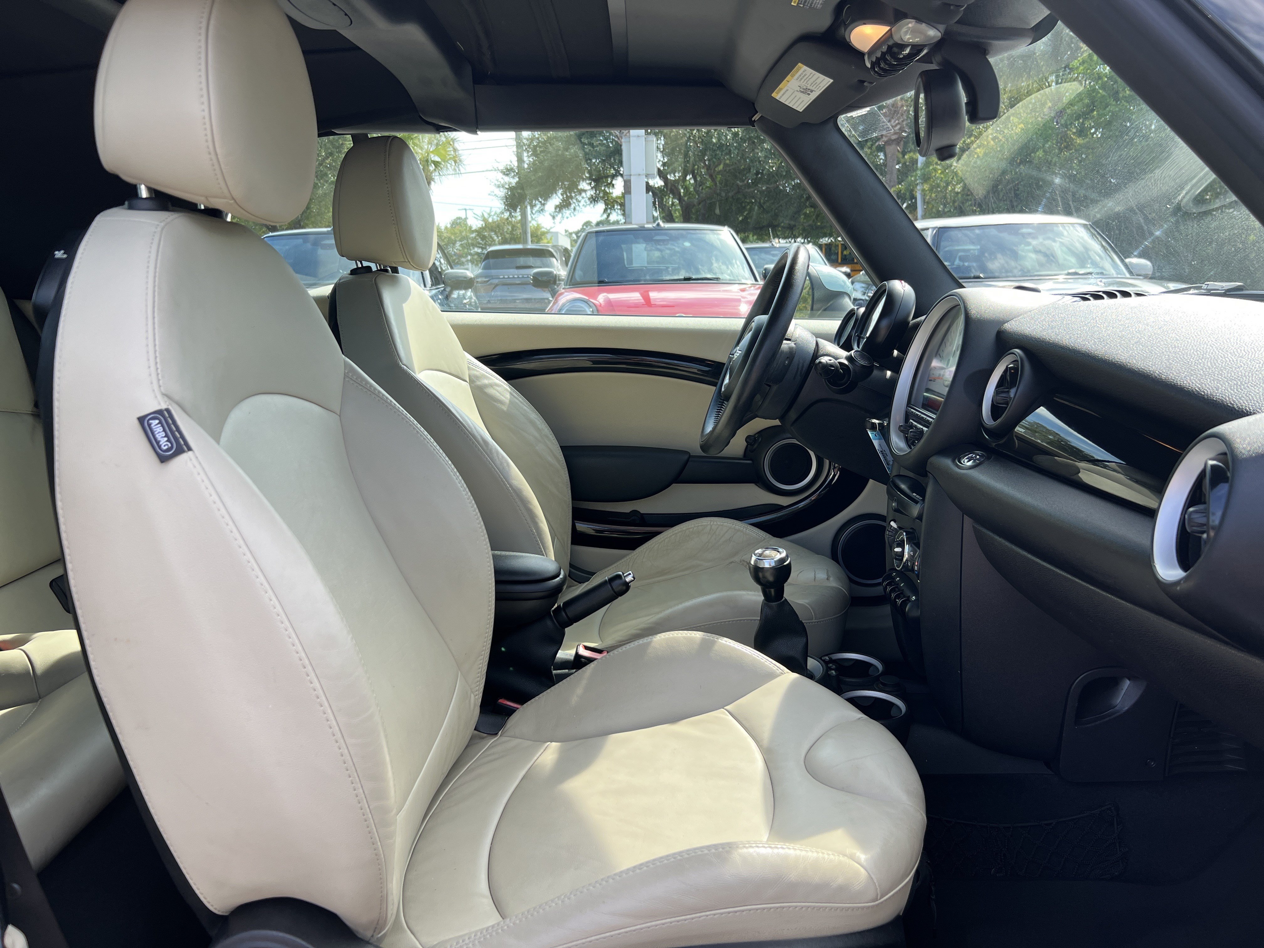 Used 2013 MINI Cooper Convertible FWD image 30