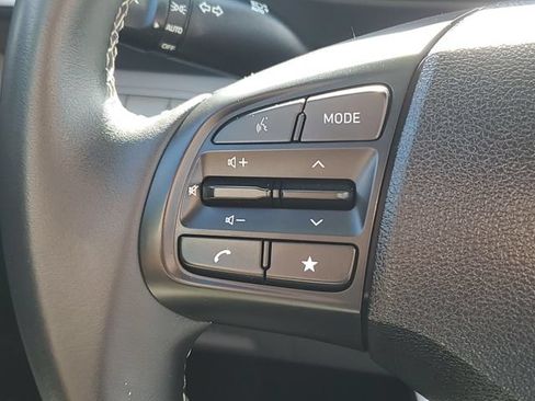 Used 2026 Hyundai Venue SEL FWD image 13