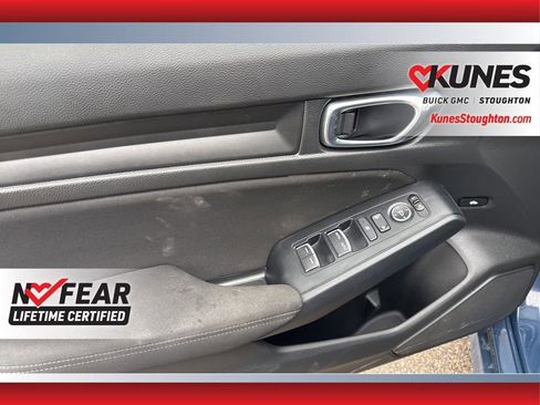 Used 2025 Honda Civic Sport image 19