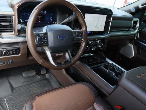 Used 2025 Ford F350 King Ranch w/ FX4 Off-Road Package image 11