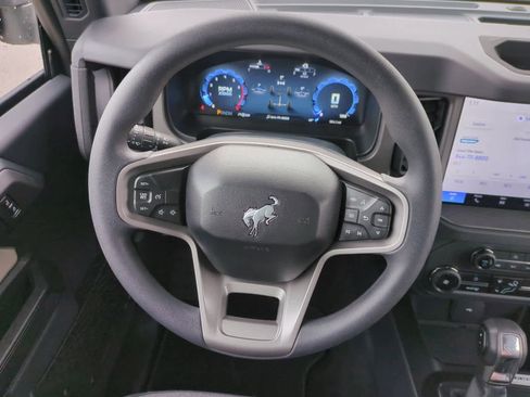 Used 2025 Ford Bronco 2-Door image 21