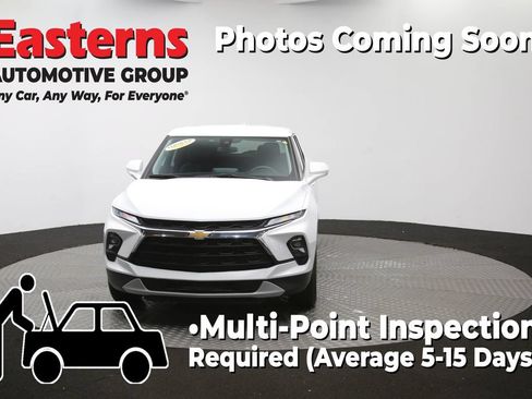 Used 2025 Chevrolet Blazer LT FWD image 53
