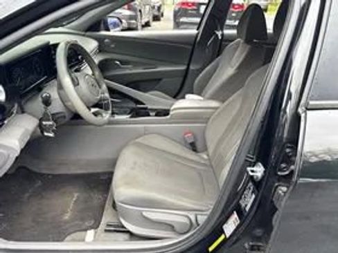 Used 2021 Hyundai Elantra SEL w/ Convenience Package FWD image 22