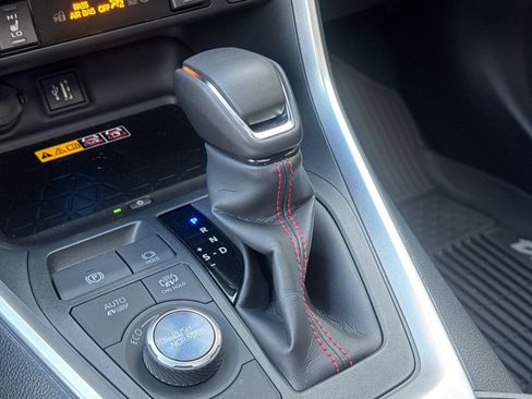 Certified 2025 Toyota RAV4 XSE image 26