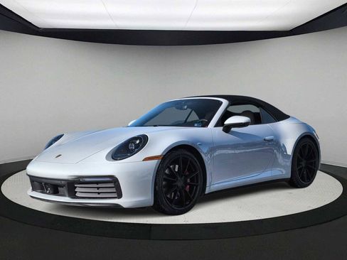 Used 2020 Porsche 911 Carrera S image 4