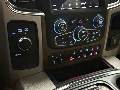 Used 2018 RAM 2500 Longhorn w/ Longhorn Southfork Package image 39